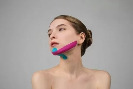 Кинезио тейп для лица Face Tape BBalance 2,5см*5м, хлопок, бежевый, 2 рулона Кинезио тейп для лица Face Tape BBalance 2,5см*5м, хлопок, бежевый, 2 рулона