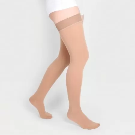 Чулки компрессионные IDEALISTA ID-300 унисекс 1 класс компрессии с закрытым носком и гладкой резинкой цвет карамель 