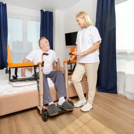 Кресло-подъемник с электроприводом МЕТ LL-220 с санитарным оснащением