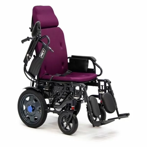 Кресло-коляска с электроприводом MET COMFORT 110, артикул 20702, ширина сиденья 44 см, колеса пневматические Кресло-коляска с электроприводом MET COMFORT 110, артикул 20702, ширина сиденья 44 см, колеса пневматические