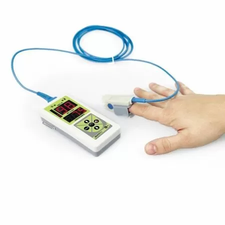 Пульсоксиметр портативный МЕДПЛАНТ Окситест-1 с сетевым адаптером, взрослым датчиком и детским датчиком-манжетой, артикул 918