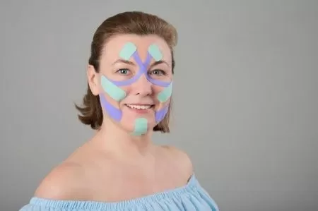 Кинезио тейп для лица Face Tape BBalance 2,5см*5м, хлопок, бежевый, 2 рулона Кинезио тейп для лица Face Tape BBalance 2,5см*5м, хлопок, бежевый, 2 рулона